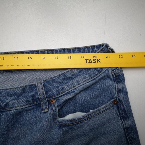 Old Navy Ladies Size 24 High Rise OG Loose Medium Wash Button Closure Jeans - Picture 13 of 14